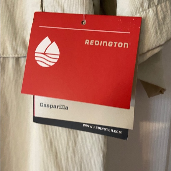 Redington Beige Short Sleeve Shirt size L brand new length 32” pit to pit 44” - Picture 5 of 8